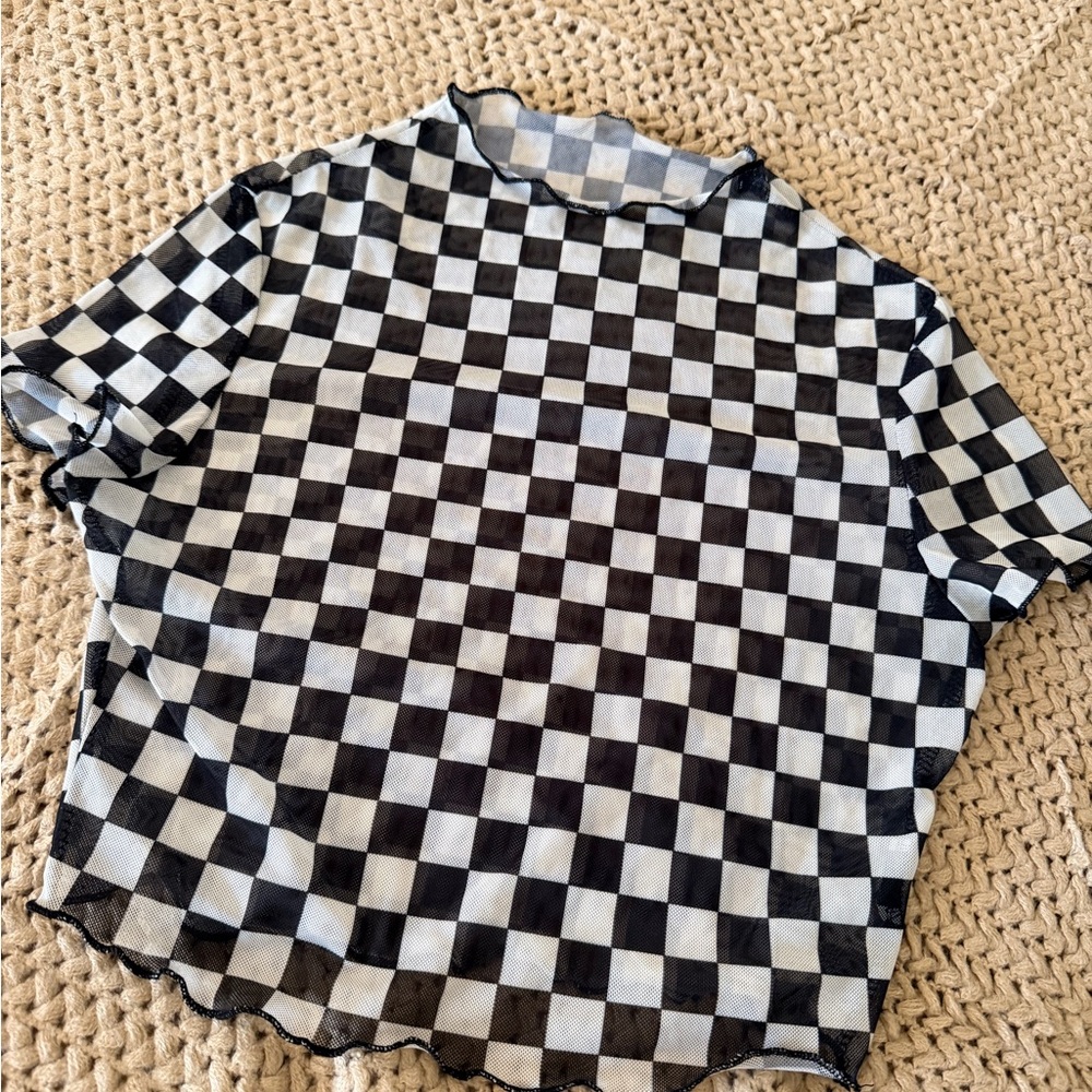 Black & White Checkerboard Short Sleeve Crop Top